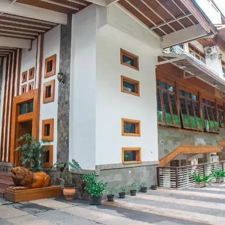 Tirtasari Nice Guest House
